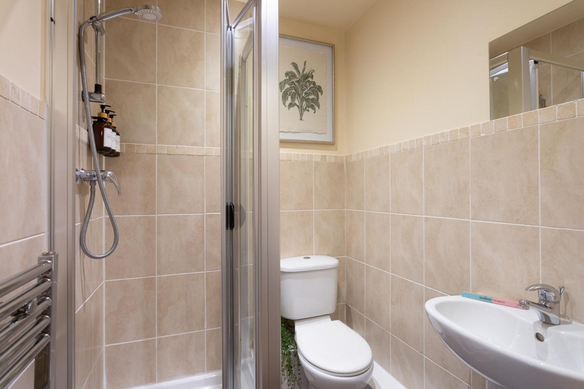 Bootham Court Grade II Duplex Apartment With Free Parking & Wi-Fi - Sleeps 2-6 People York Exterior photo