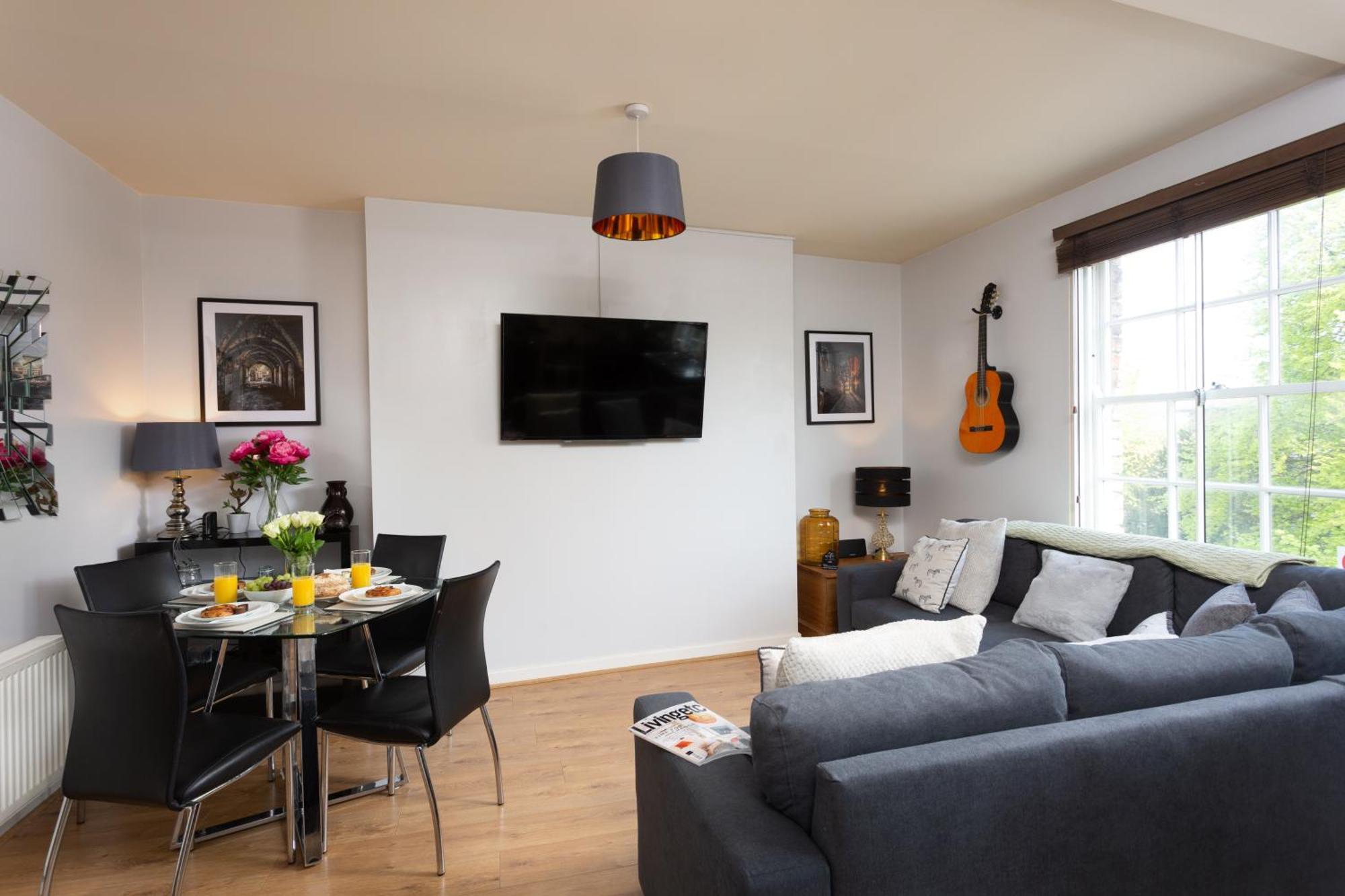 Bootham Court Grade II Duplex Apartment With Free Parking & Wi-Fi - Sleeps 2-6 People York Exterior photo